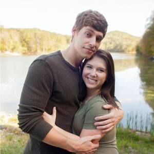 Meet your Posher, Maycie